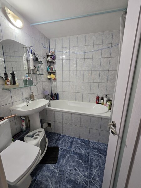 Dristor, 10 minute metrou si parc IOR, stradal pe Schitului, bloc 4 etaje